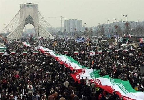 آغاز جشن ۲۲ بهمن در تهران و ۱۴۰۰ شهرِ ایران