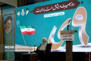 مردم ایران با ایستادگی در برابر فتنه‌ها سربلند بیرون آمده‌اند